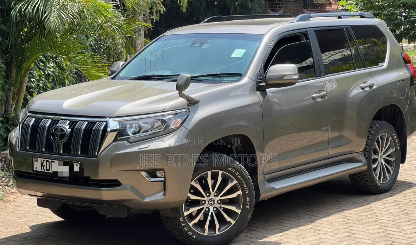 Toyota Land Cruiser Prado 2018 Brown