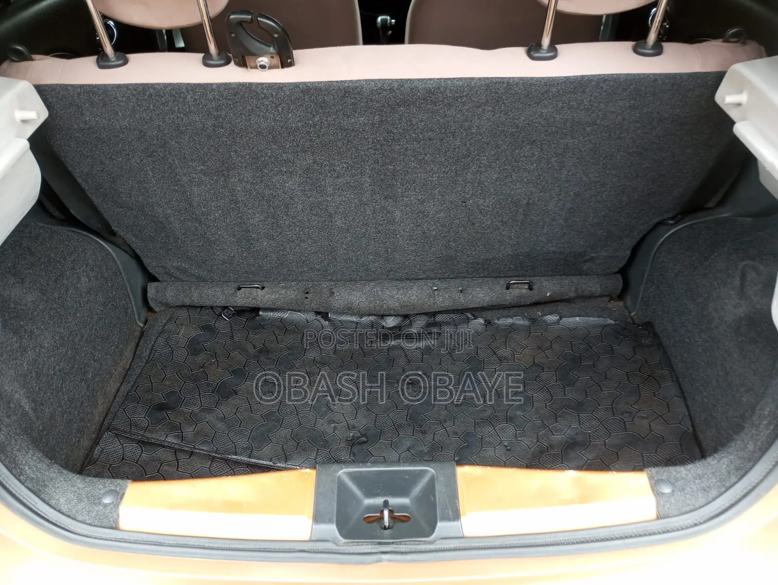 Nissan March 2013 Orange