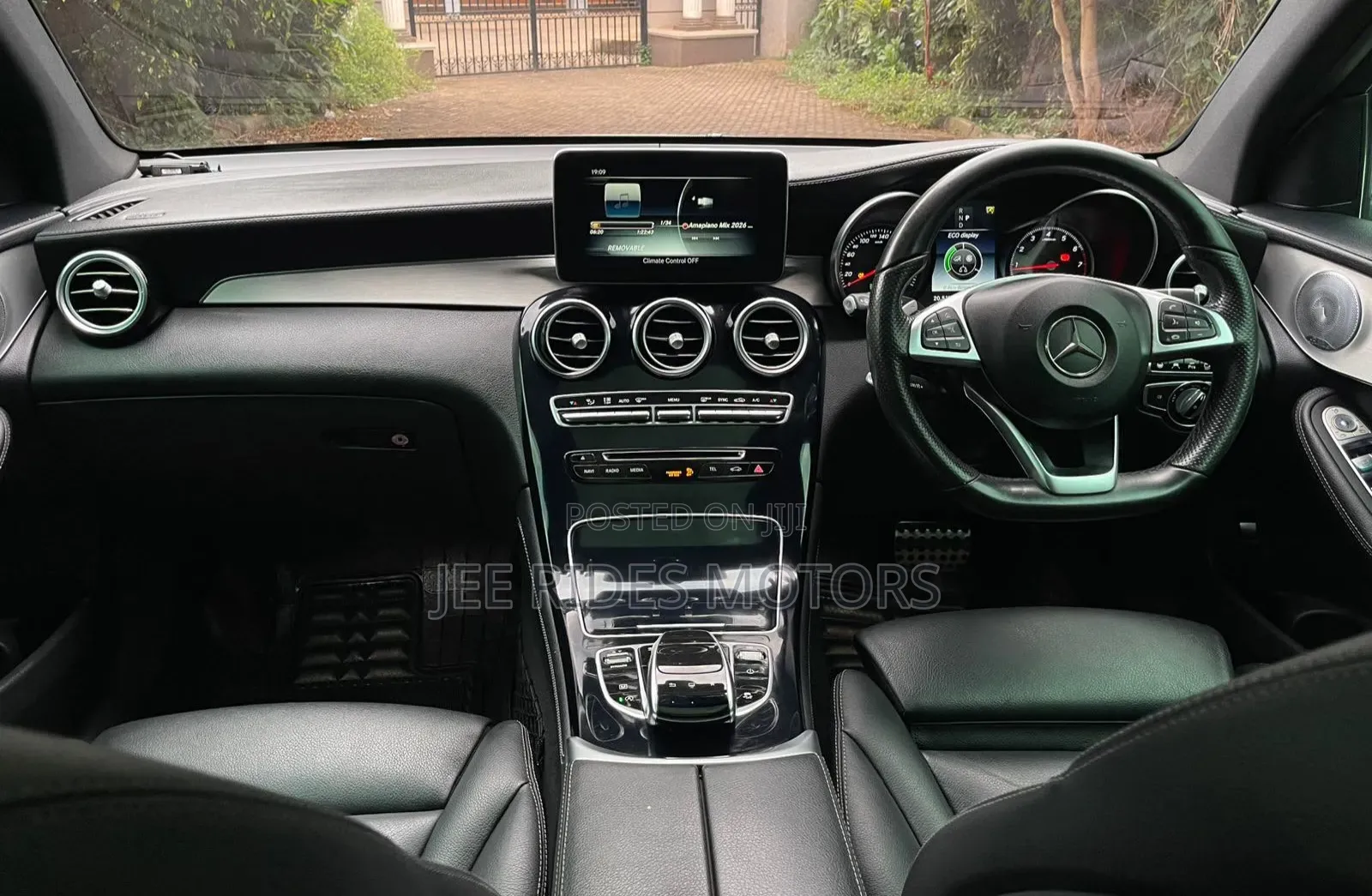 Mercedes-Benz GLC-Class 2016 Silver