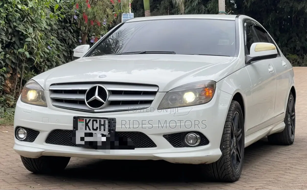 Mercedes-Benz C200 2009 Pearl