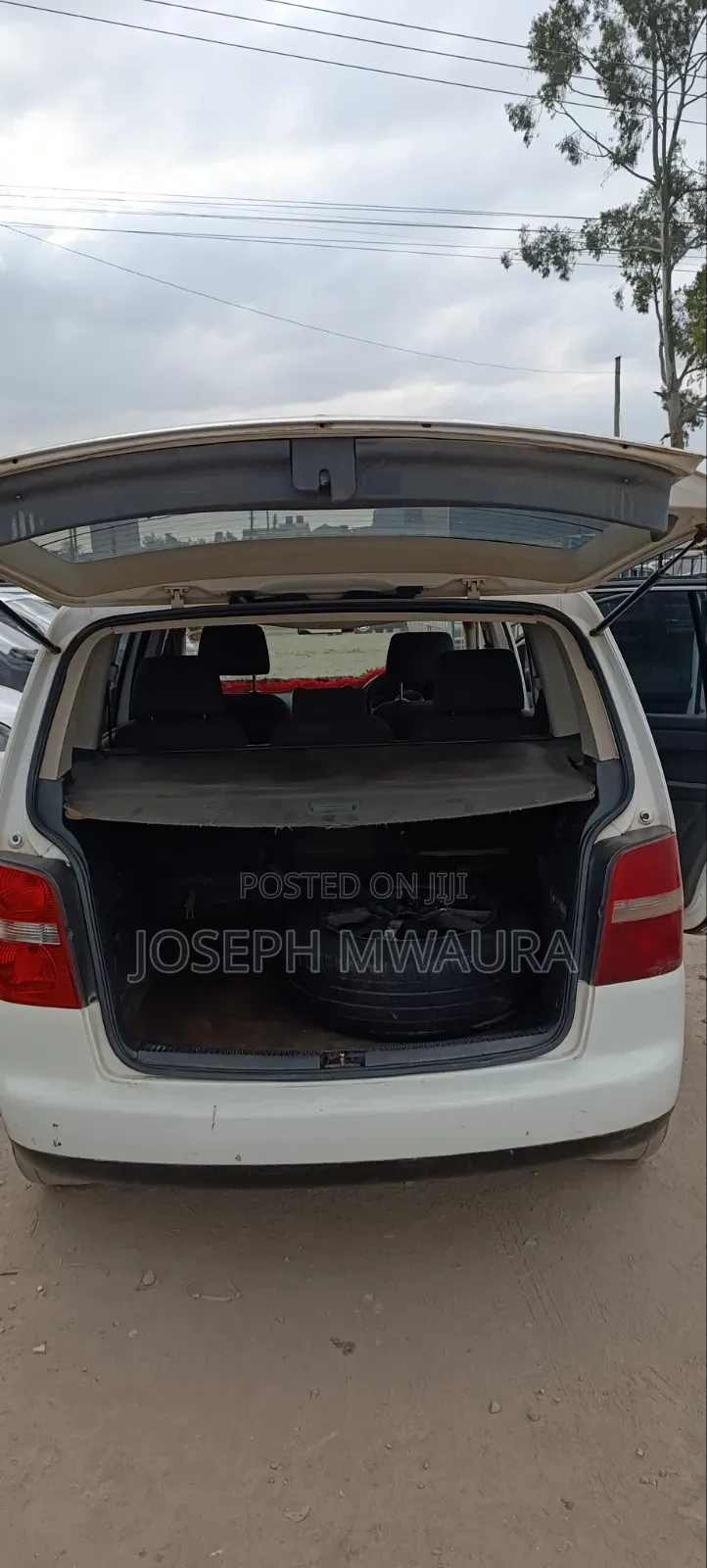 Volkswagen Touran 2004 White