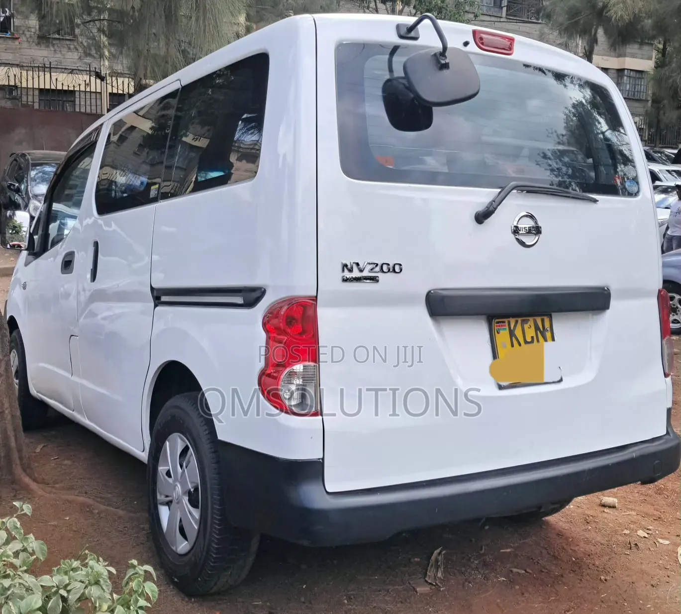 Nissan NV200 2010 White