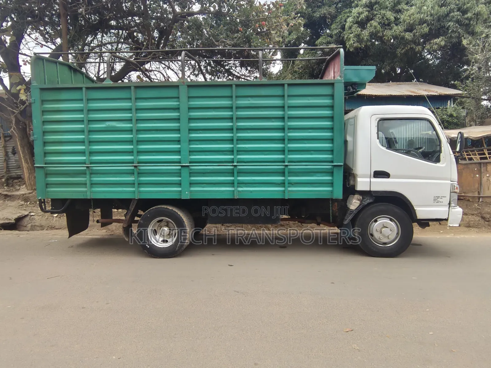 Mitsubishi Canter 2016 White