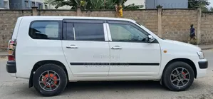 Toyota Succeed SV Premium 2014 White