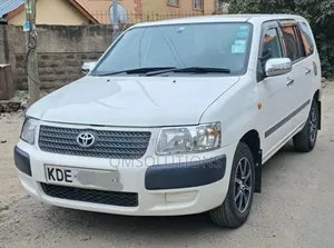 Toyota Succeed SV Premium 2014 White