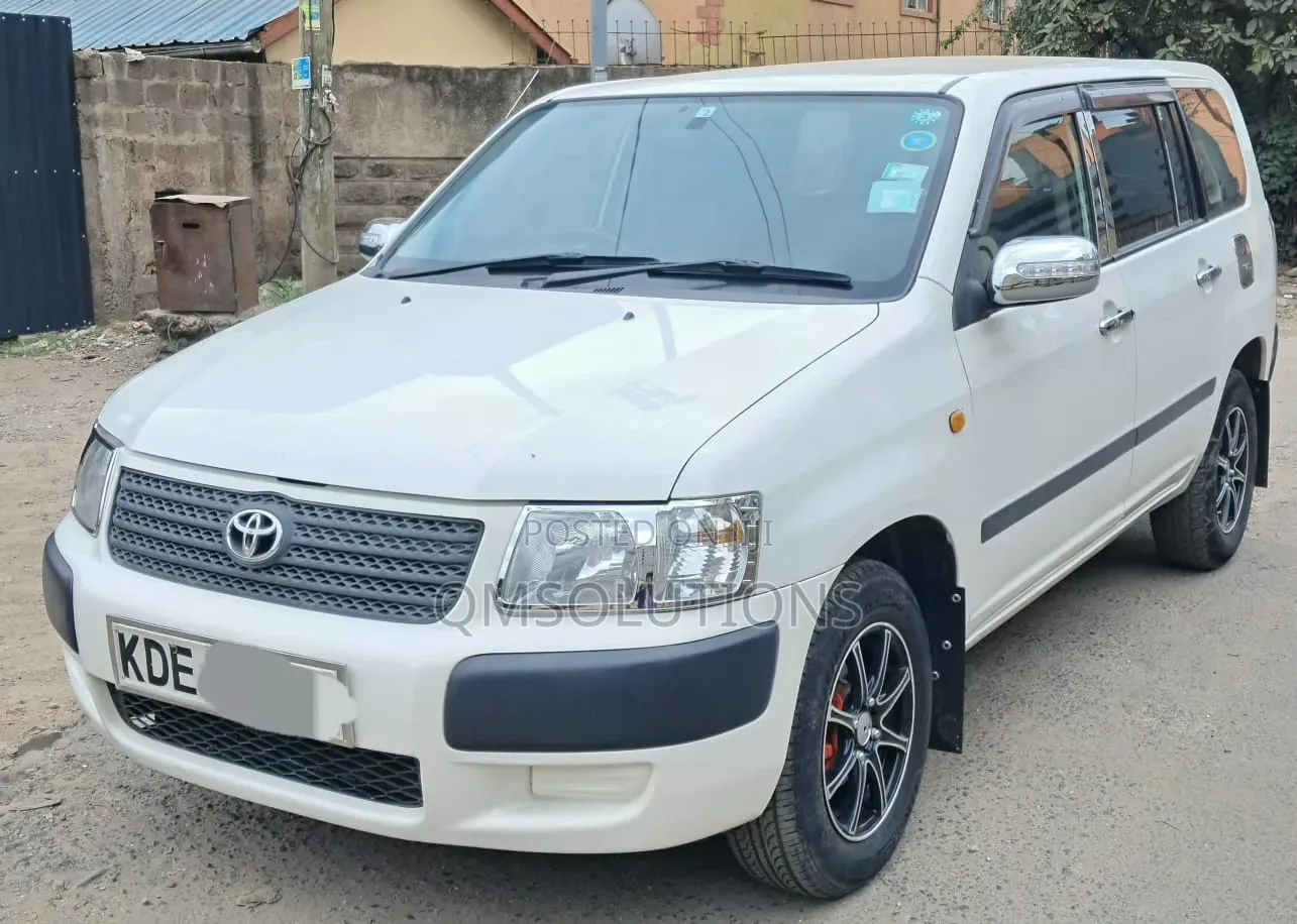 Toyota Succeed SV Premium 2014 White