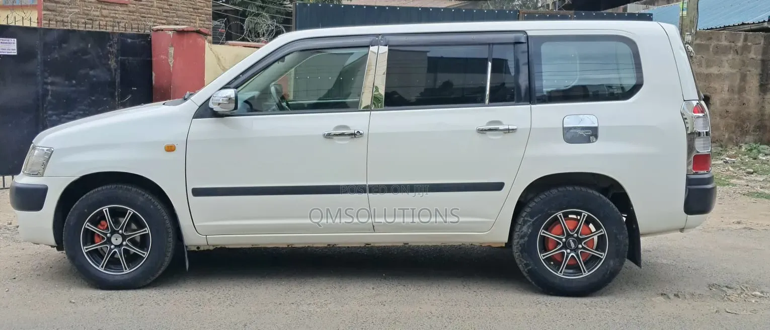 Toyota Succeed SV Premium 2014 White