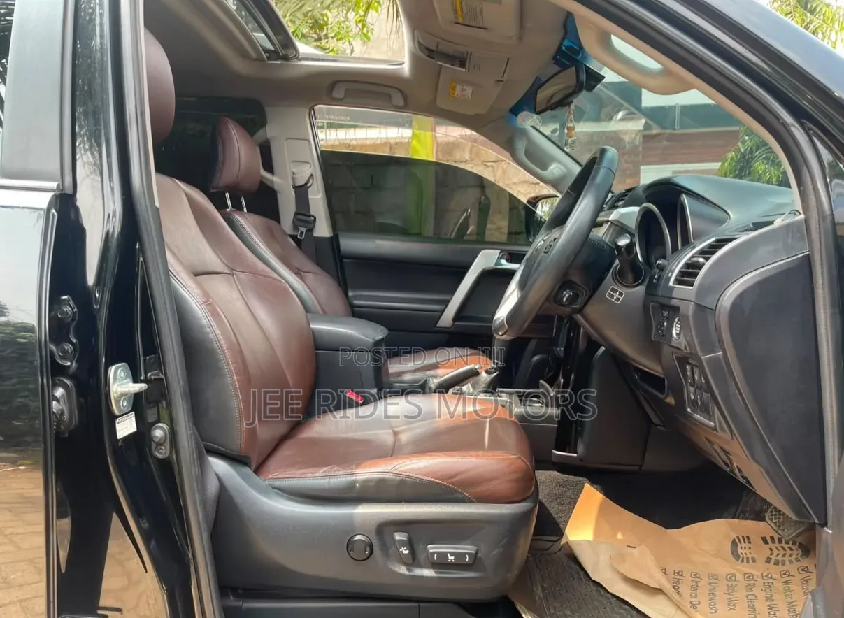 Toyota Land Cruiser Prado 2017 Burgundy