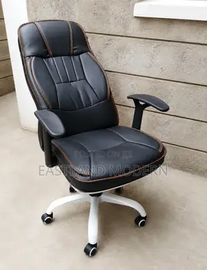 Ergonomic Leather Swivel Chair With Castor