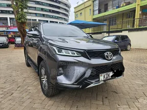 Toyota Fortuner 2016 Gray
