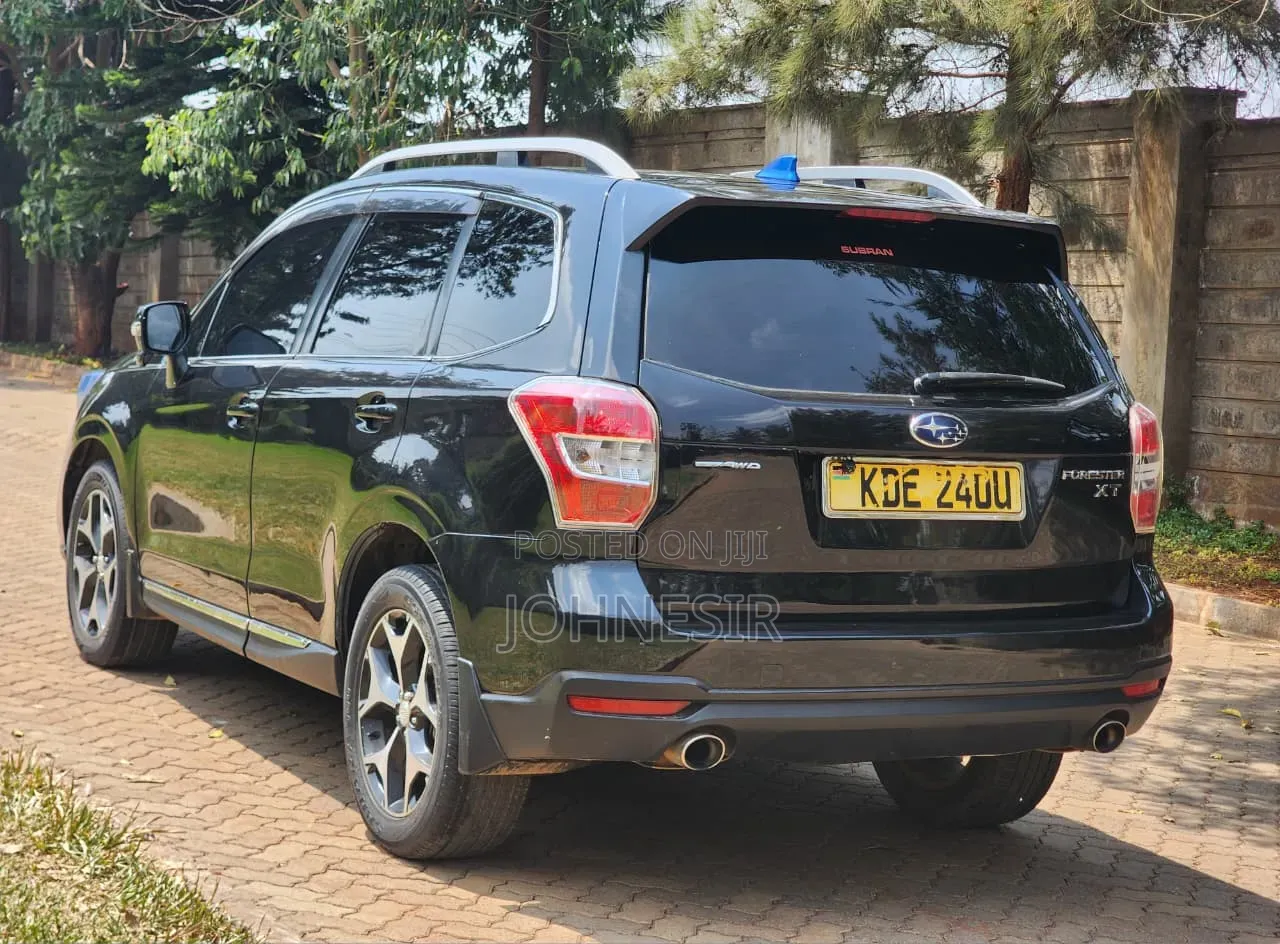 Subaru Forester 2015 Black