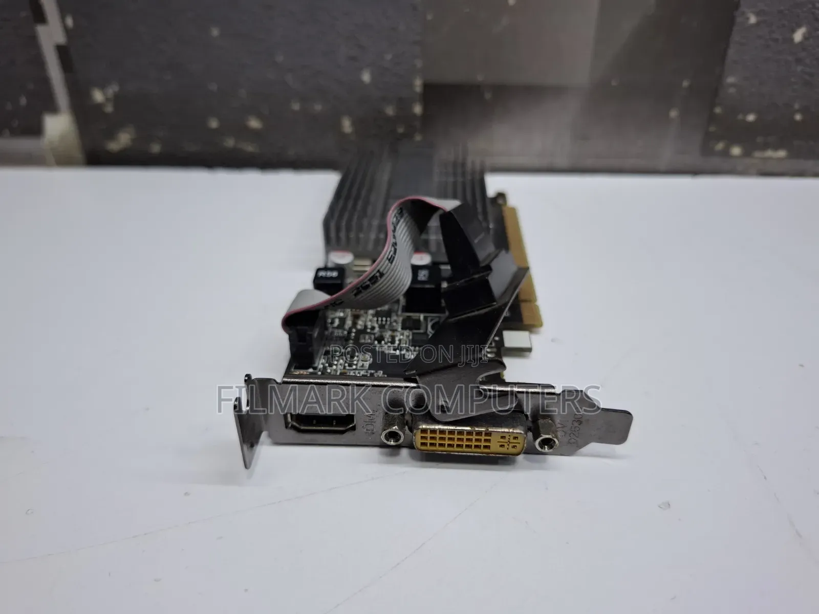 Zotac 210 512mb 64bit Ddr2 Zt-20301 Dvi Hdmi Vga Graphics Card.