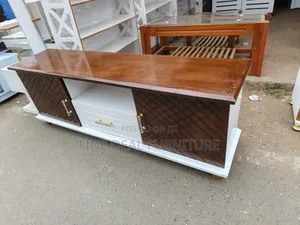 Excutive TV Stand