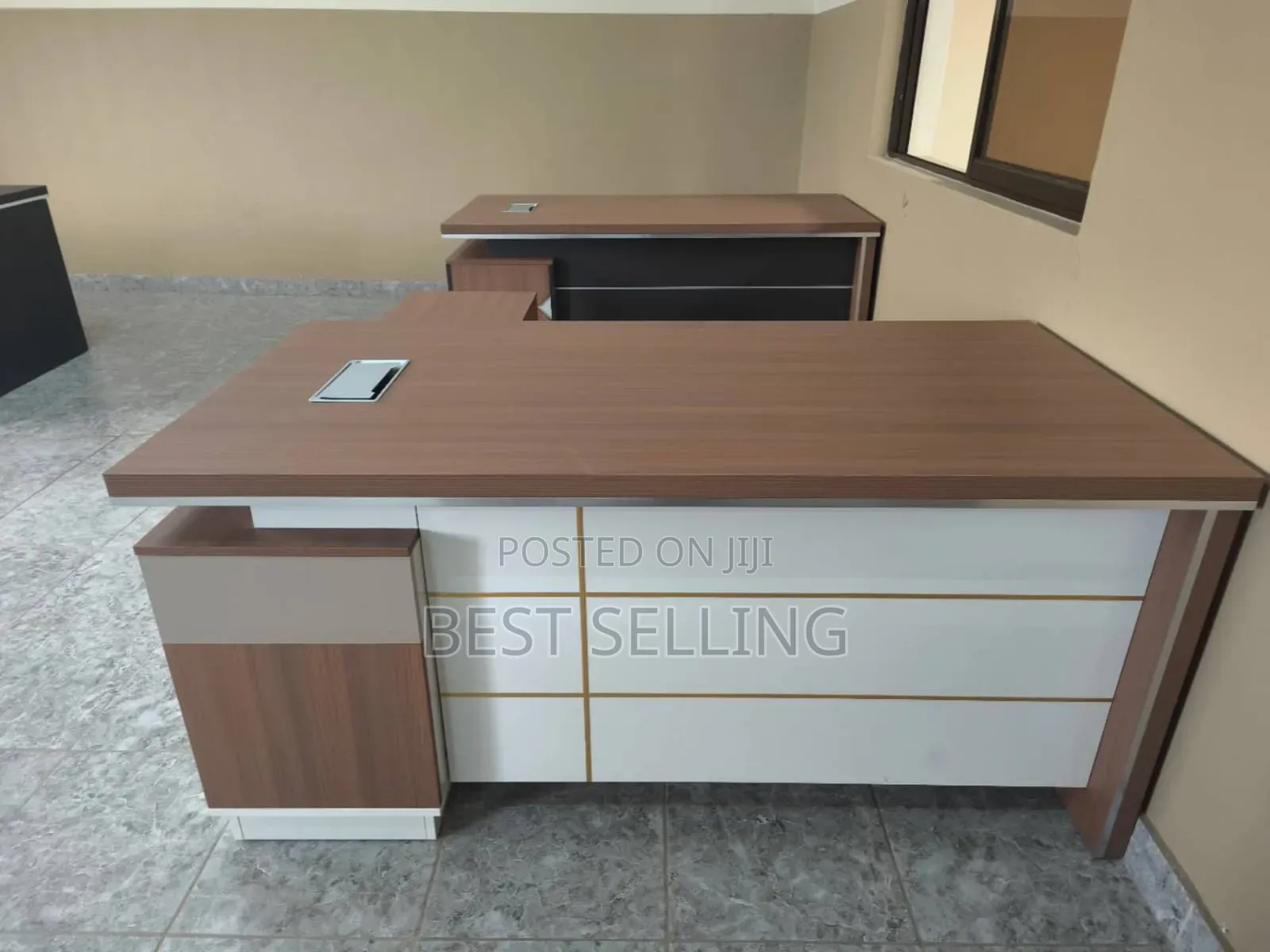 Modern Executive Office Desk 1.6m