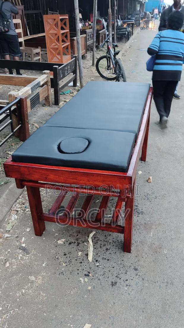Wooden Massage Bed - thumbnail 2