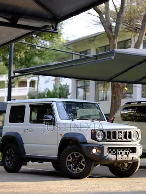Suzuki Jimny 2019 White