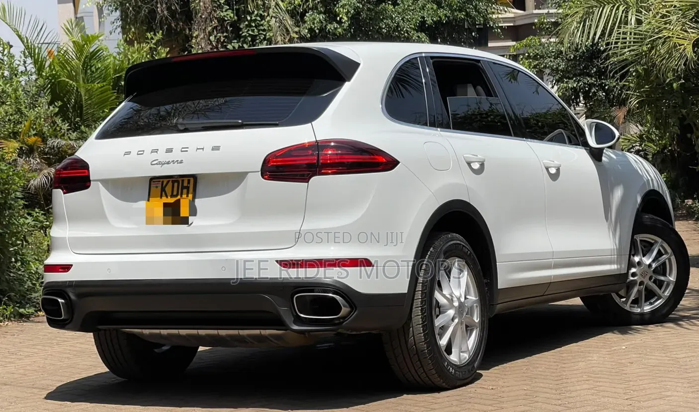 Porsche Cayenne 2015 Pearl