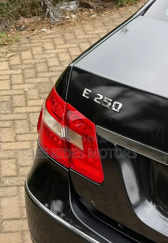Mercedes-Benz E250 2012 Matt Black