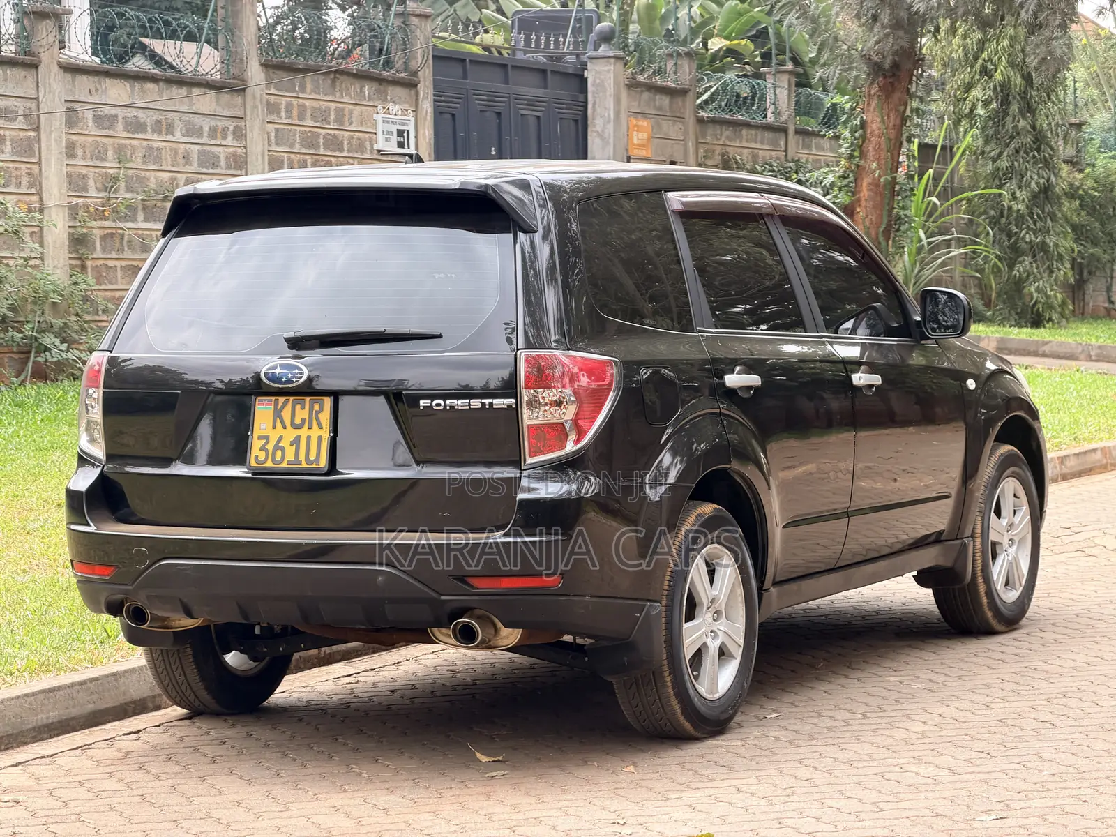 Subaru Forester 2012 Black