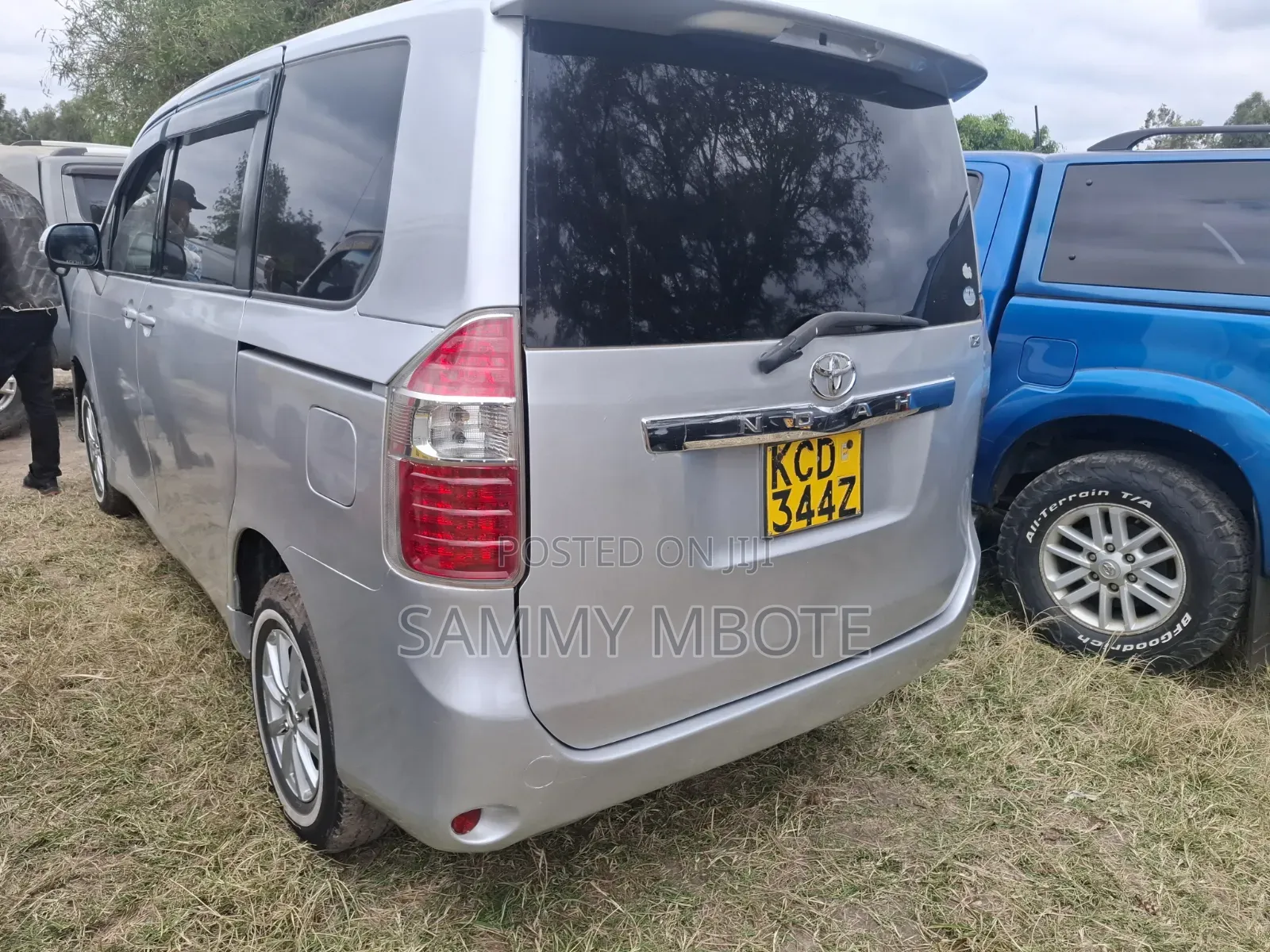 Toyota Noah 2008 Silver