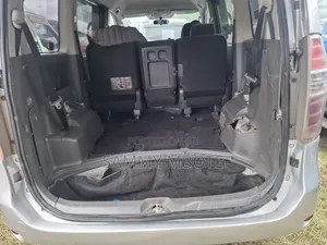 Toyota Noah 2008 Silver