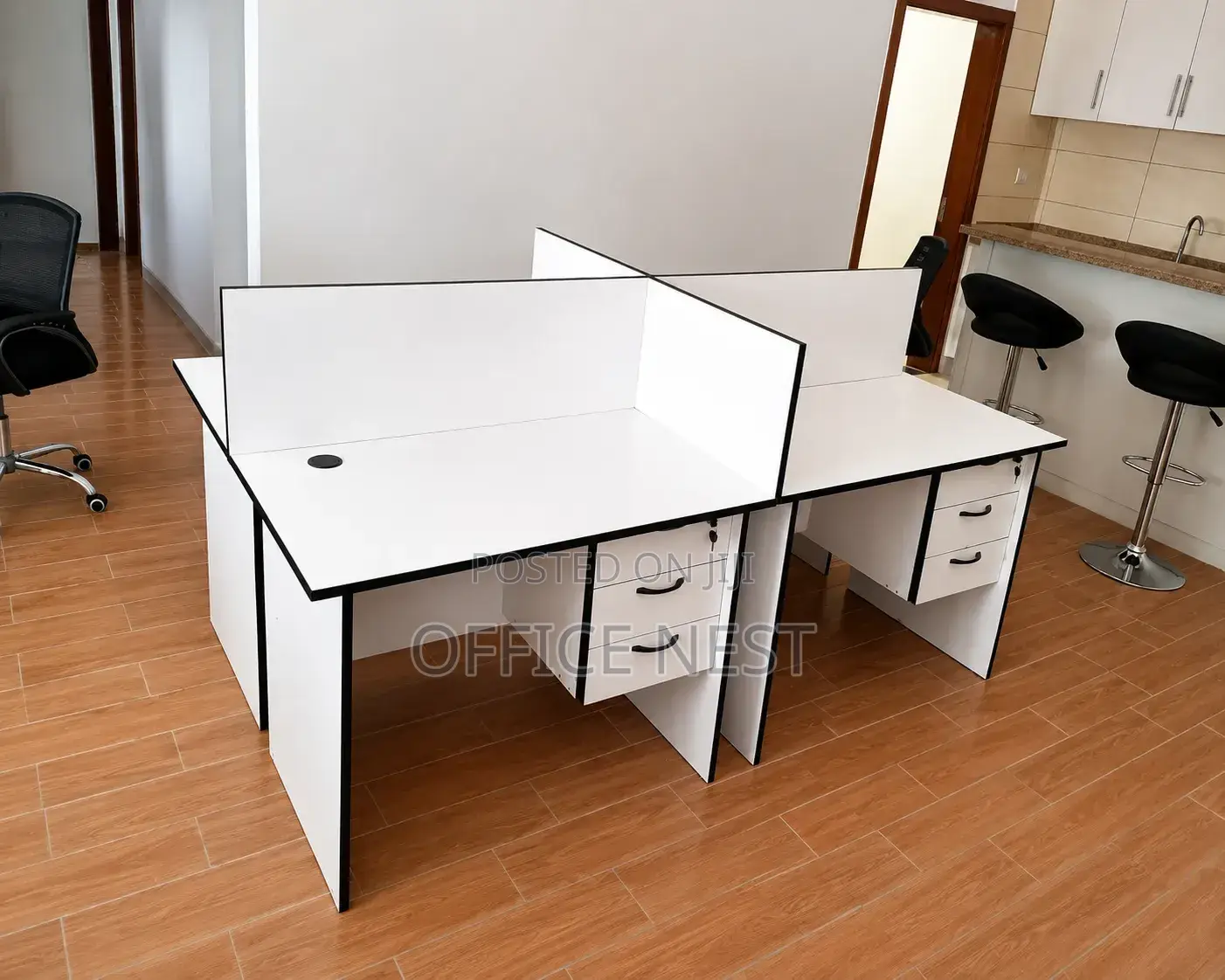 4 People Workstation Desk 2M*1.2M