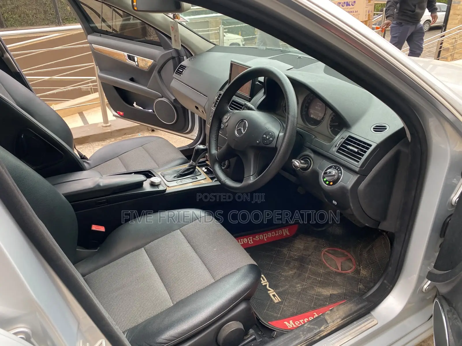 Mercedes-Benz C200 2009 Silver