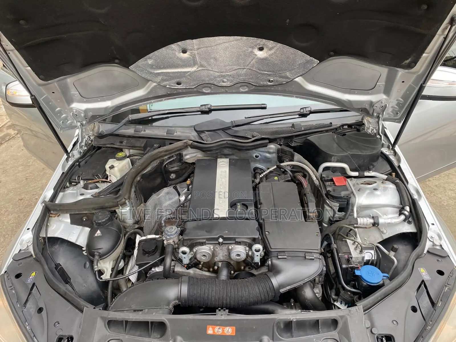 Mercedes-Benz C200 2009 Silver