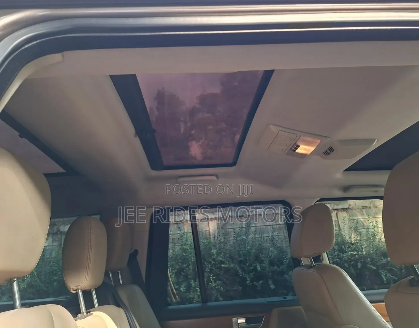 Land Rover Discovery 2015 Brown
