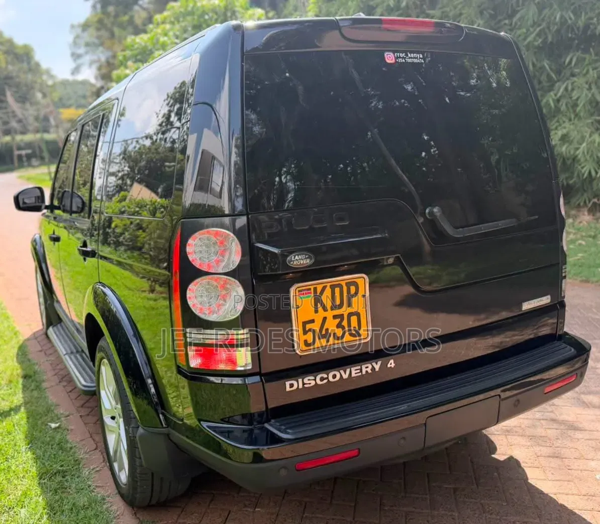 Land Rover Discovery 2016 Matt Black