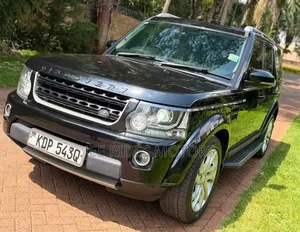 Land Rover Discovery 2016 Matt Black