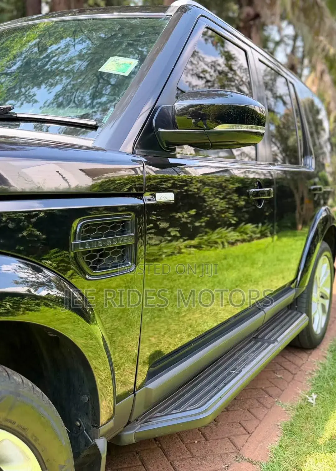 Land Rover Discovery 2016 Matt Black
