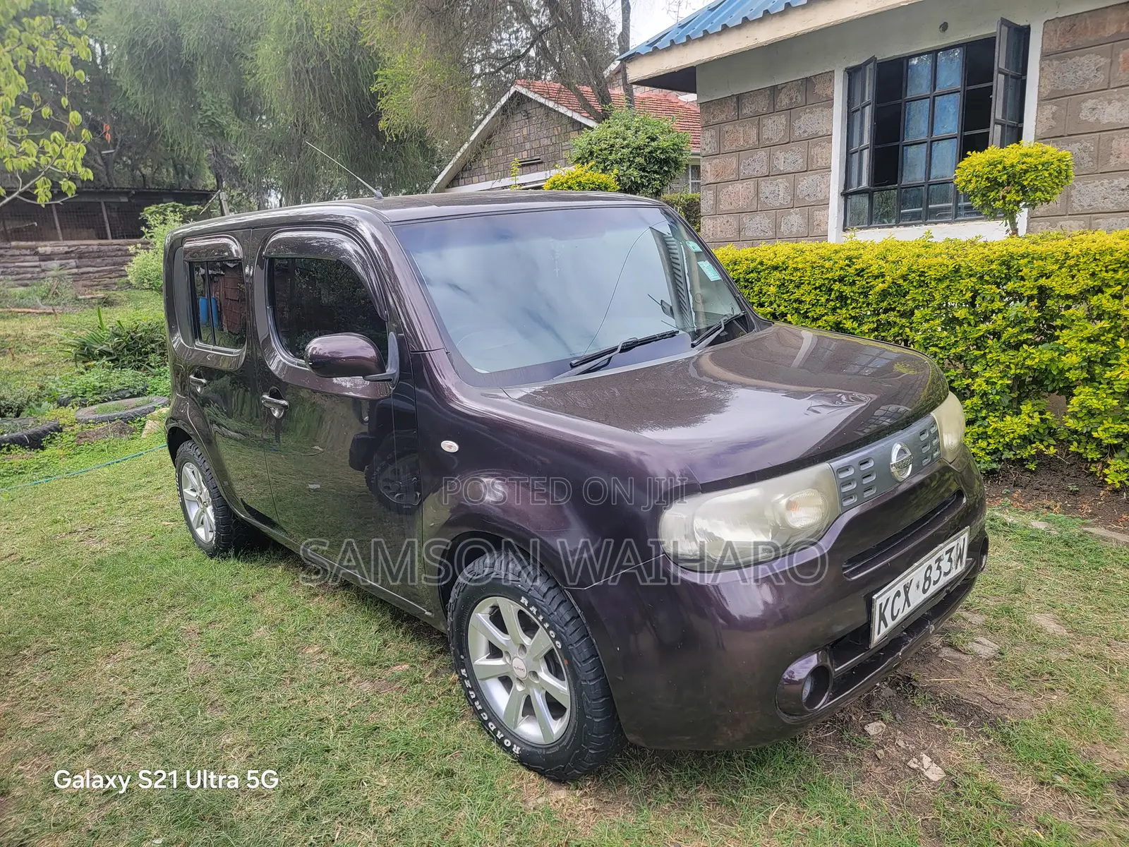 Nissan Cube 2011 Maroon