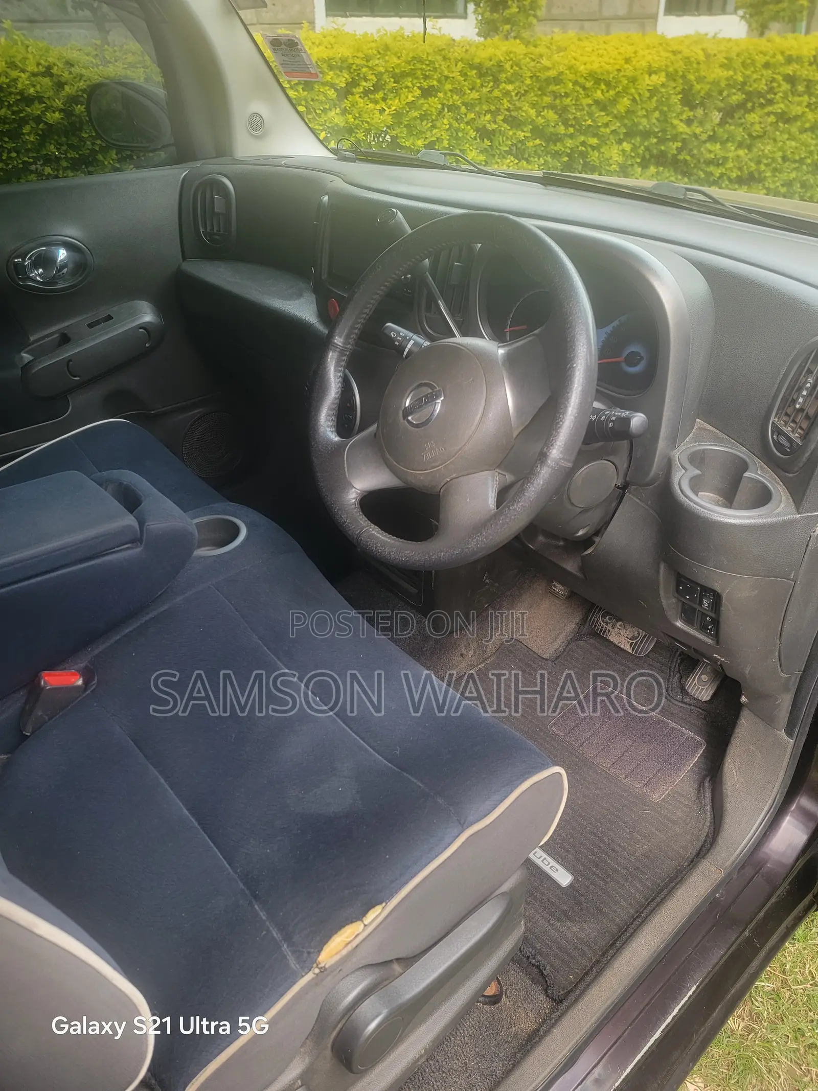 Nissan Cube 2011 Maroon