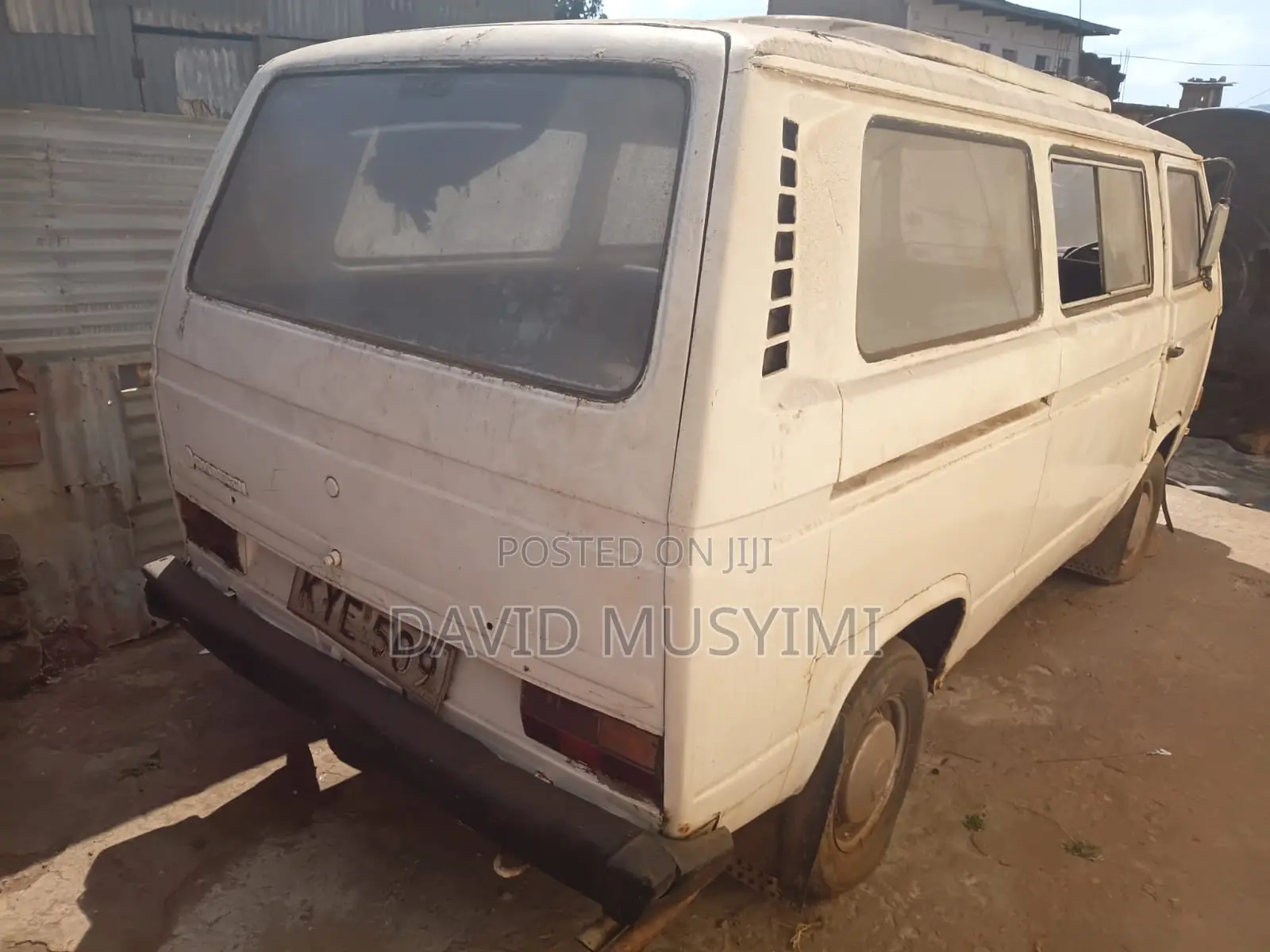 Volkswagen Kombi 1983 White