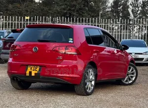 Volkswagen Golf 2014 Red