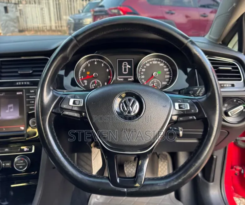 Volkswagen Golf 2014 Red