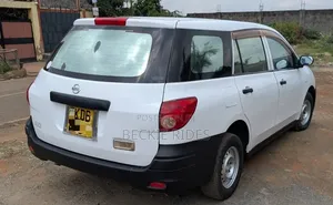 Nissan Advan 2013 White