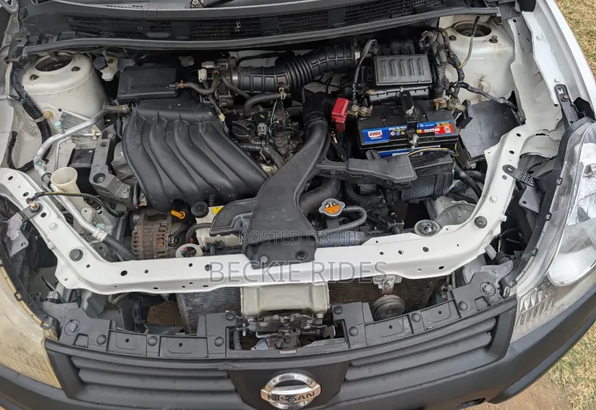 Nissan Advan 2013 White