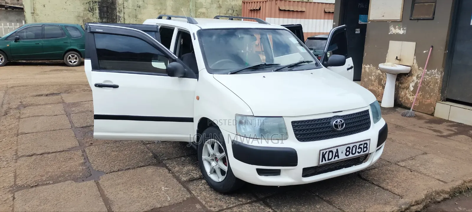 Toyota Succeed SV Premium 2014 White