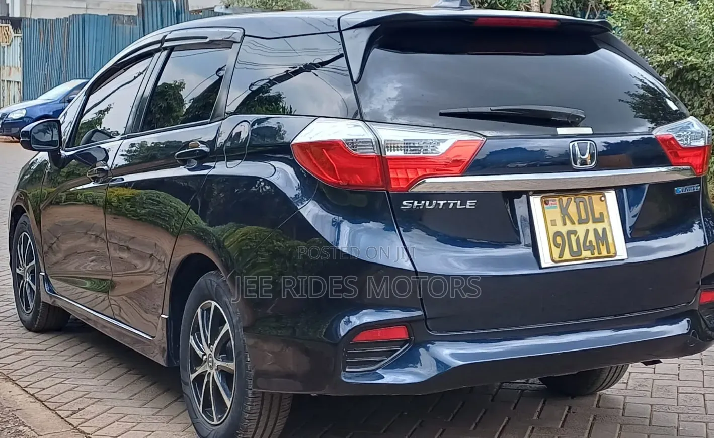 Honda Fit Shuttle 2015 Blue