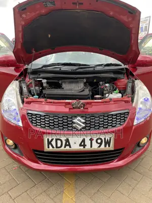 Suzuki Swift 2013 Red