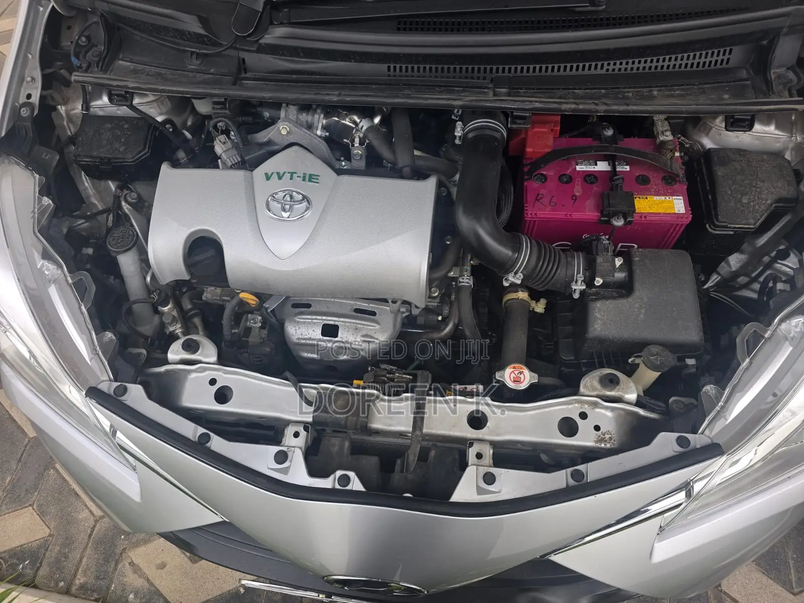 Toyota Vitz 2019 Silver