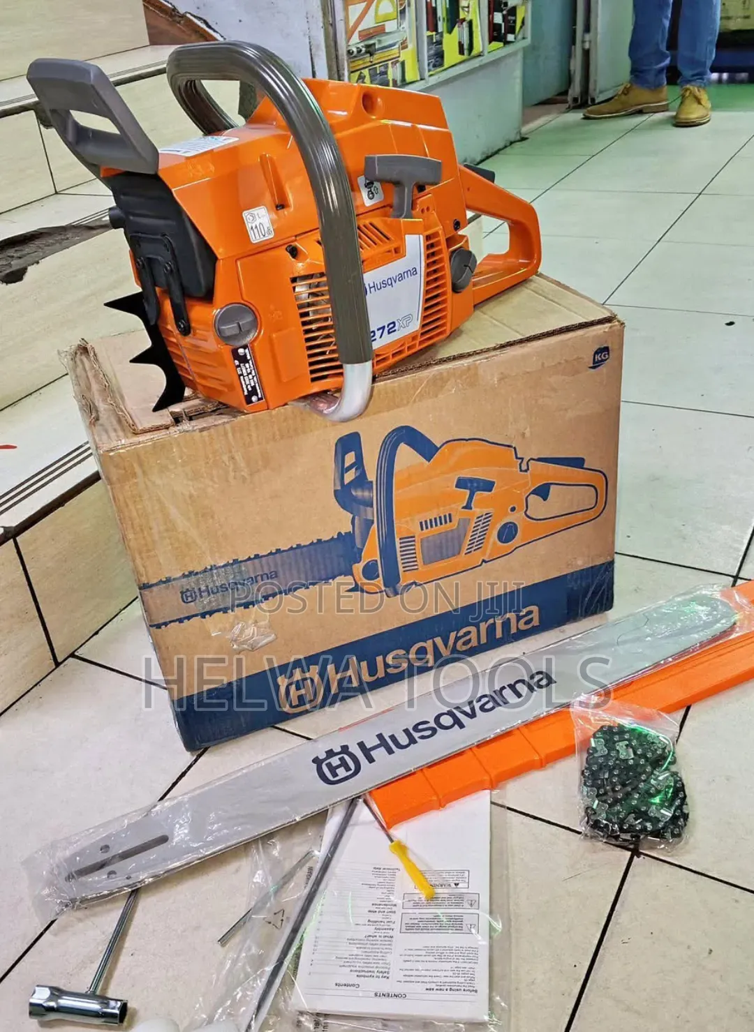 Husqvarna 272 Power Saw