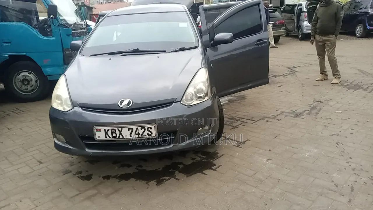 Toyota Wish 2006 Gray