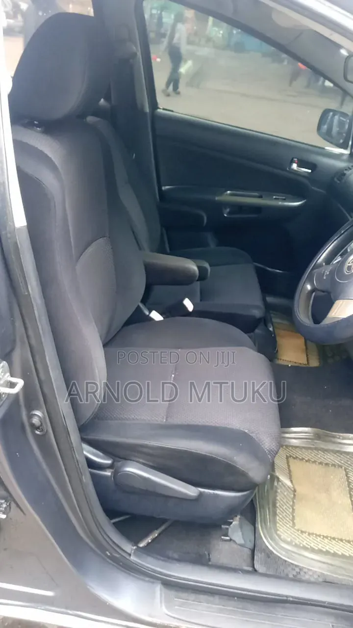 Toyota Wish 2006 Gray