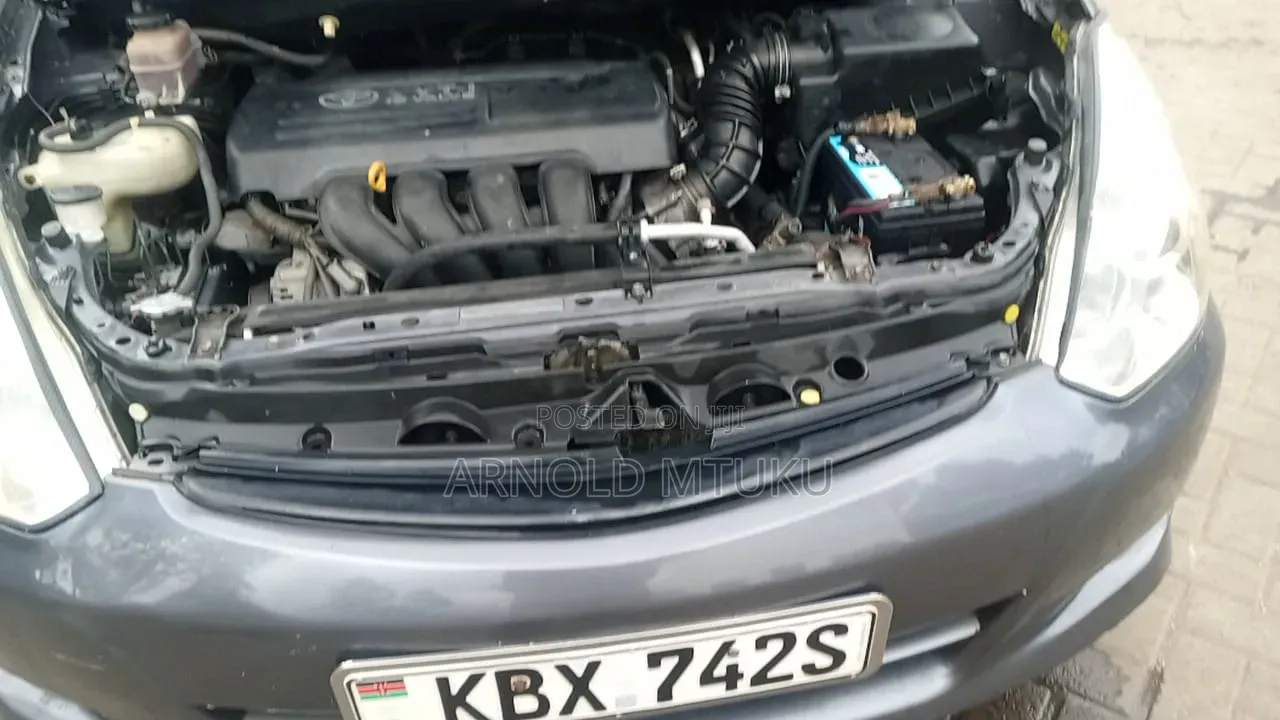 Toyota Wish 2006 Gray