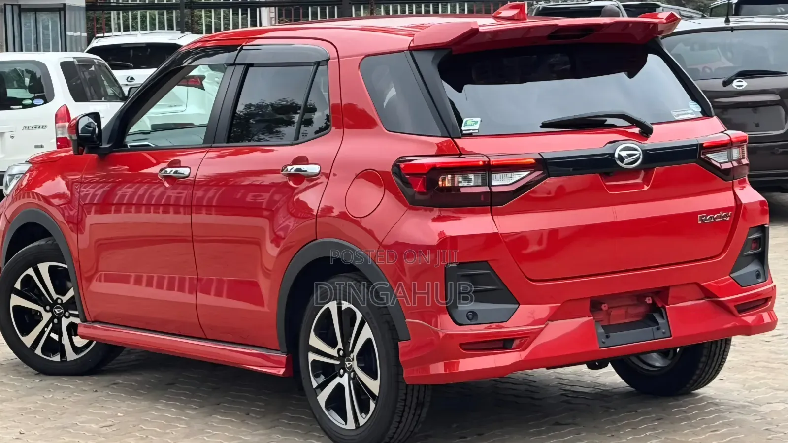 Daihatsu Rocky 2020 Red