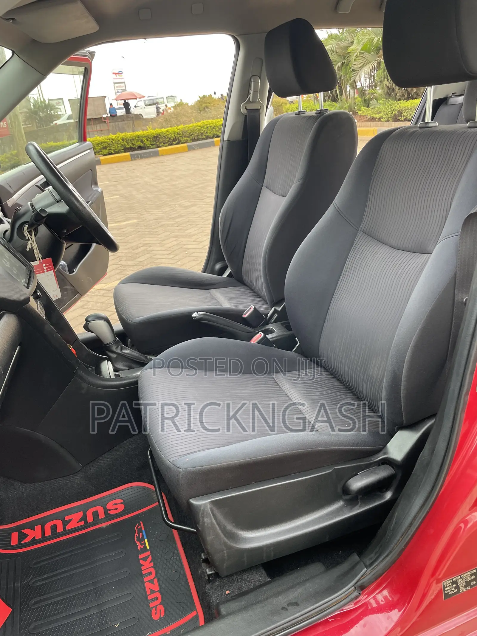 Suzuki Swift 2013 Red