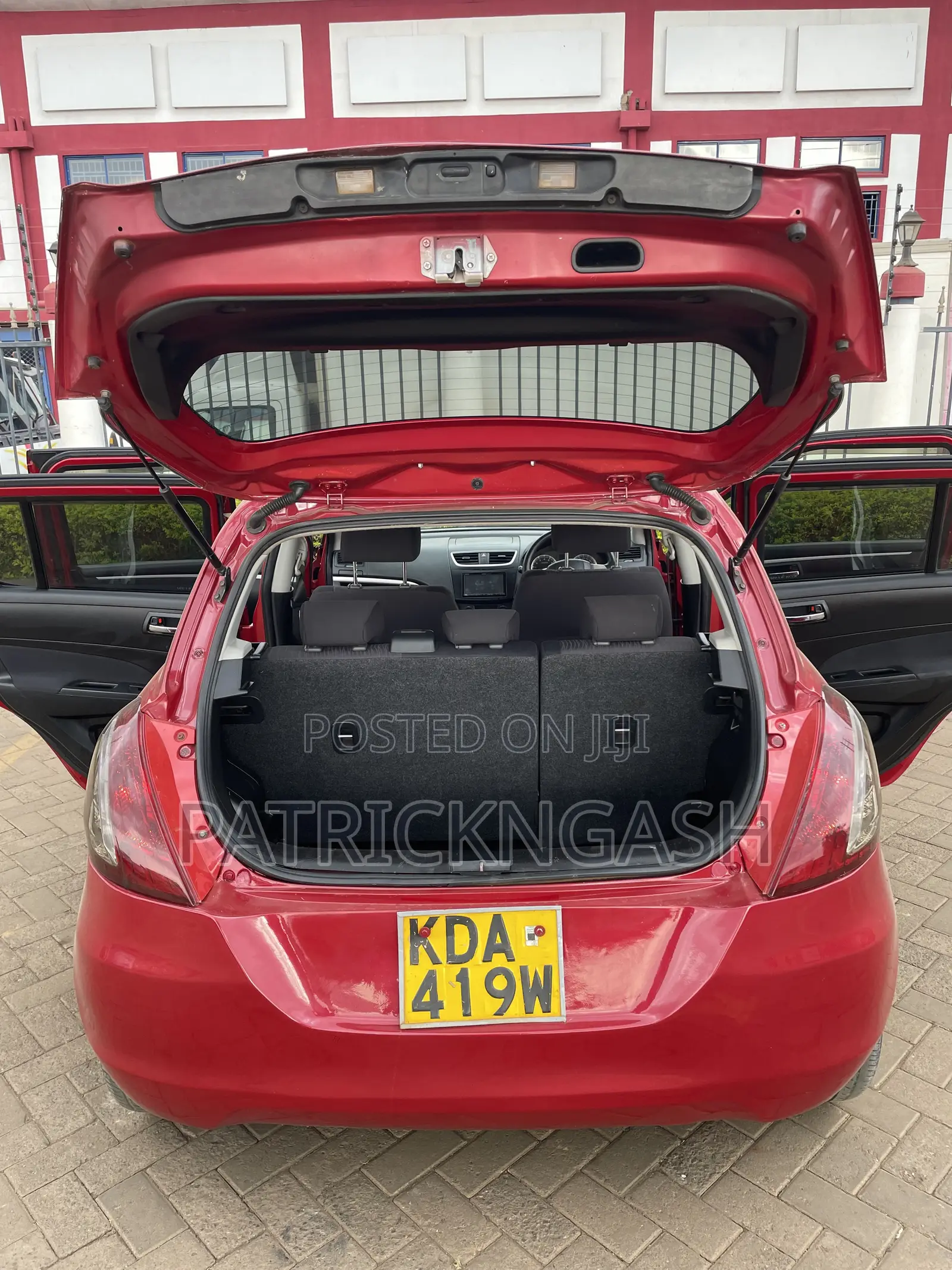 Suzuki Swift 2013 Red